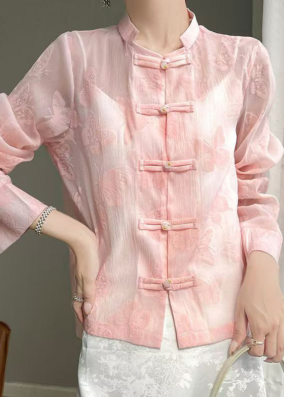 Sophisticated Blouse with a Clean Classic Look