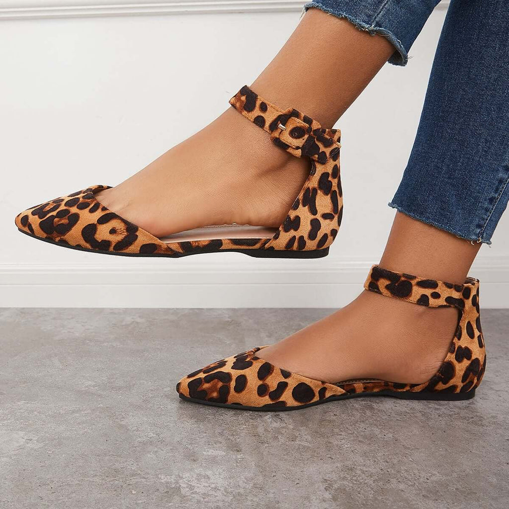 Graceful Orthopedic Flats for Modern Look