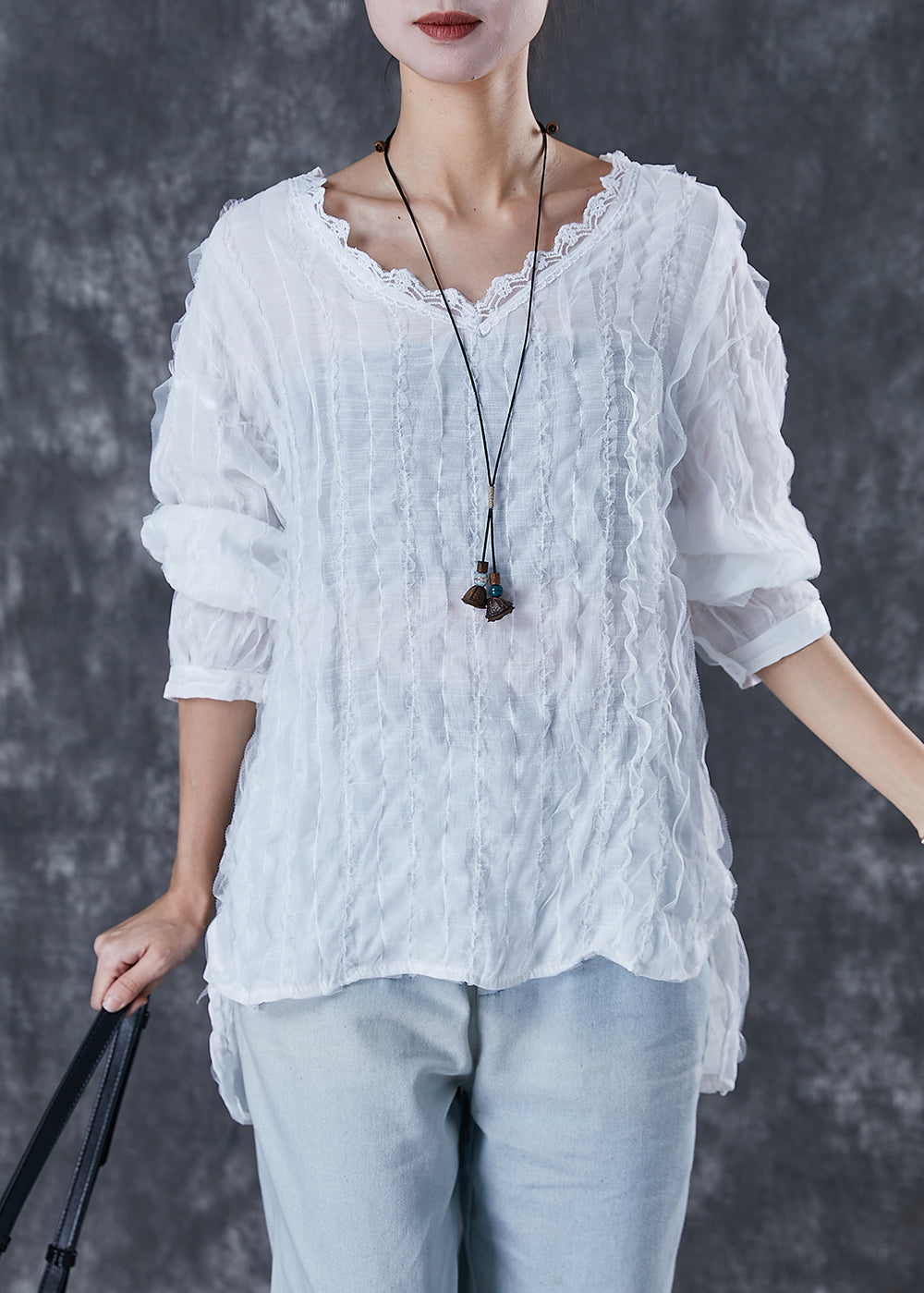 Effortlessly Elegant Shirt with a Timeless Design