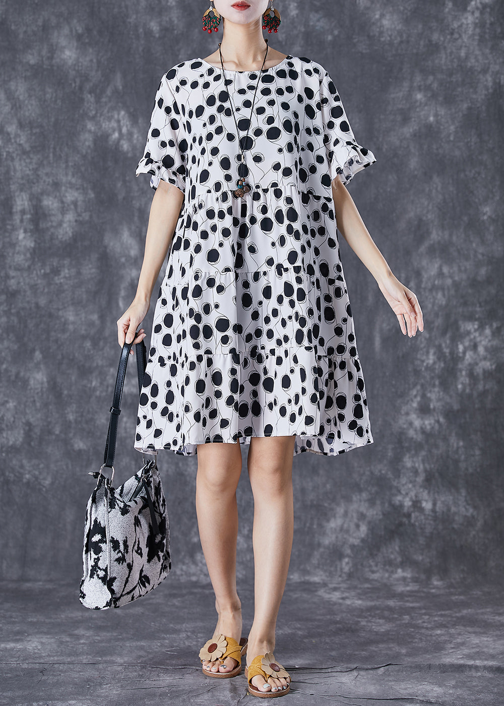 Classic Vintage Dress with a Flattering Fit