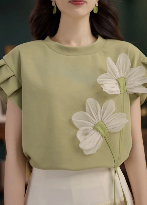 Classic Vintage Shirt with a Flattering Fit