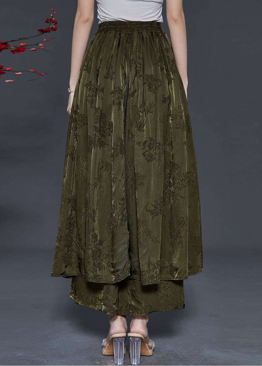 Classic Vintage Garment with a Flattering Fit