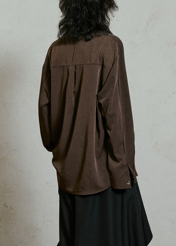 Effortlessly Elegant Top with a Timeless Design