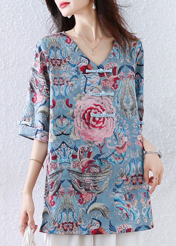 Gracefully Styled Blouse for Any Occasion