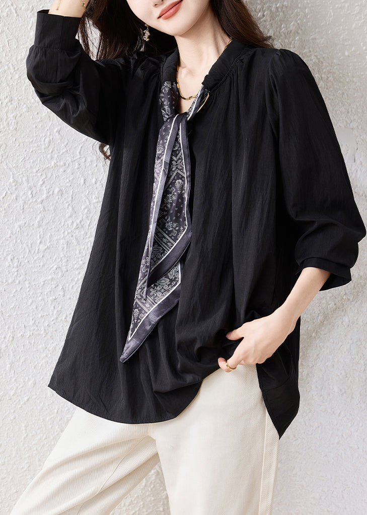 Sophisticated Blouse with a Clean Classic Look
