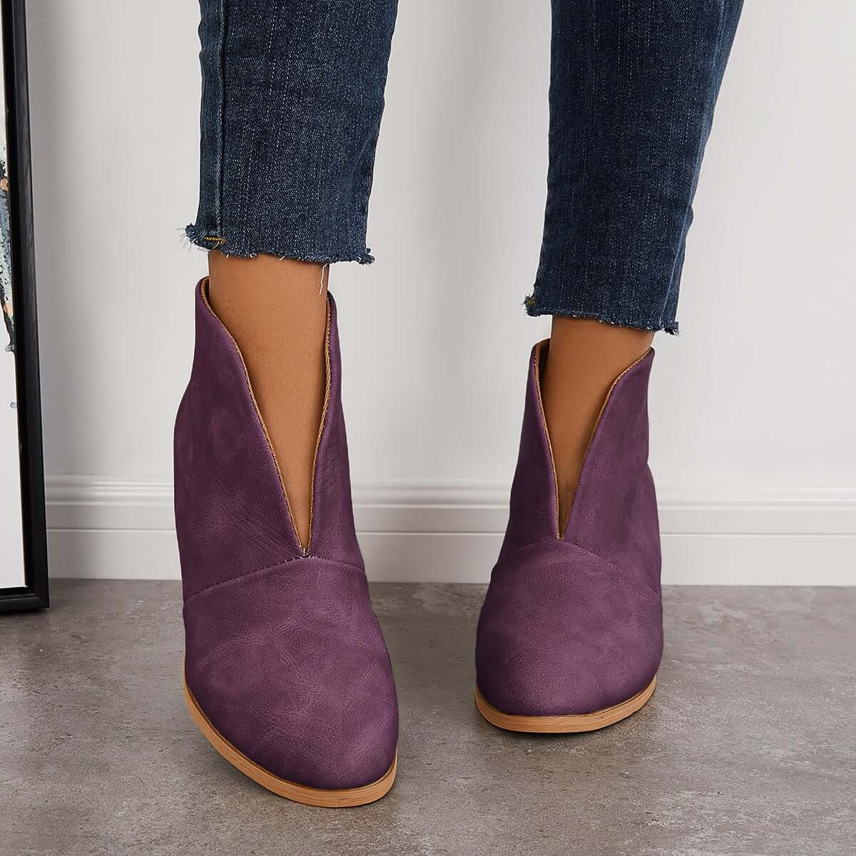 Graceful Orthopedic Boots for Modern Look