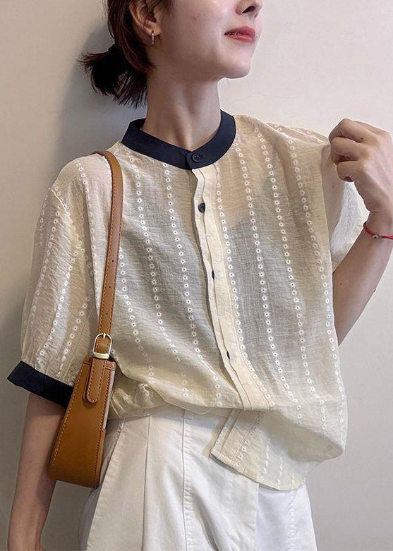 Well Tailored Shirt with a Graceful Silhouette