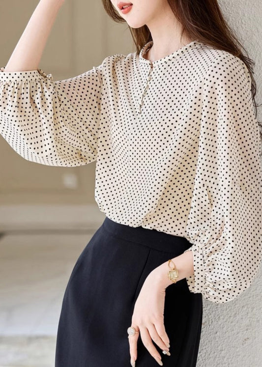 Polished Top with an Effortless Classic Look
