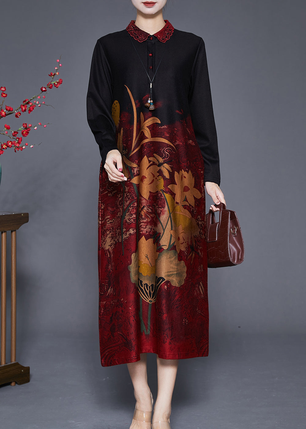 Beautifully Crafted Dress in a Classic Style
