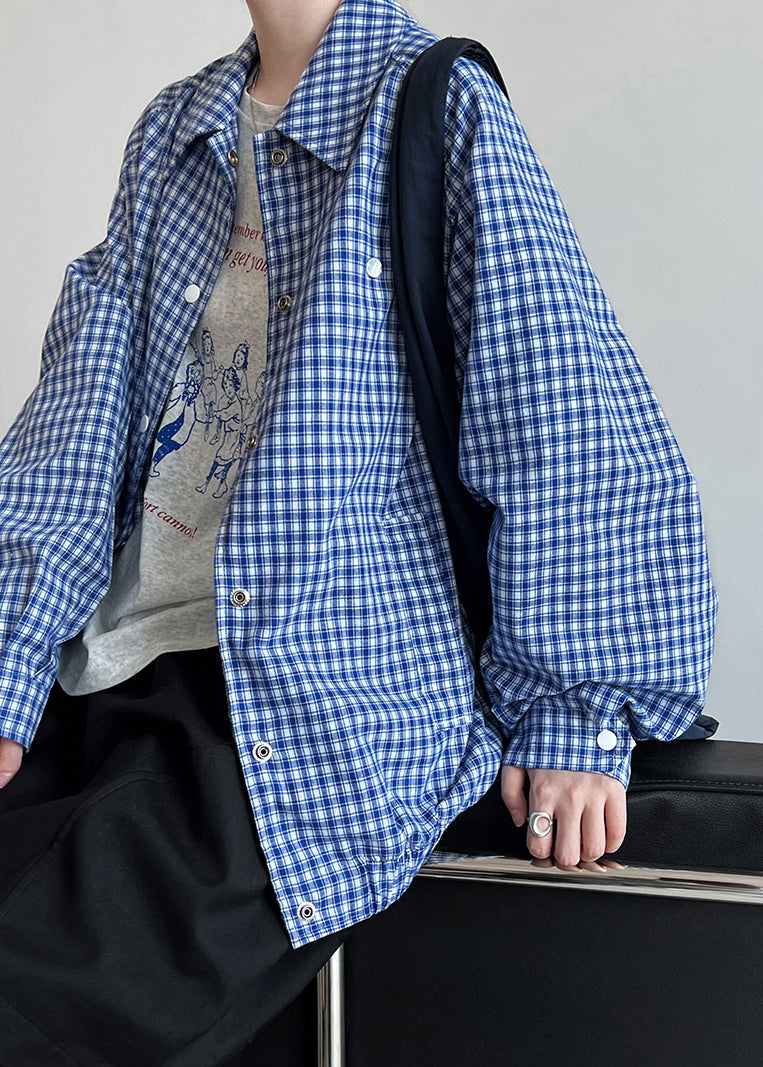 Classic Vintage Shirt with a Flattering Fit