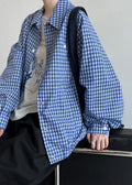 Classic Vintage Shirt with a Flattering Fit