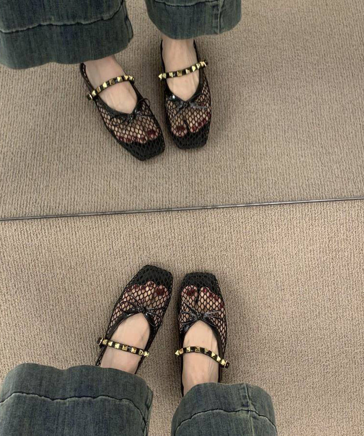 Graceful Orthopedic Sandals for Modern Look
