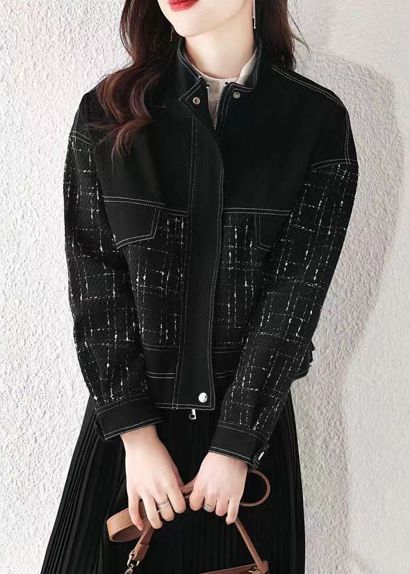 Elegantly Styled Coat for Everyday Wear