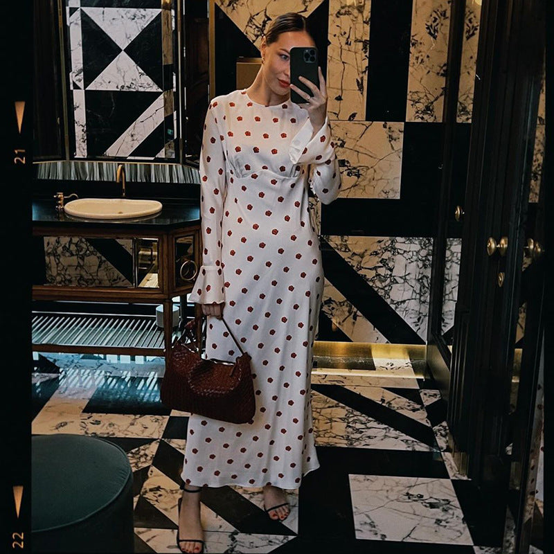 Classic Vintage & Enduringly Stylish Dress