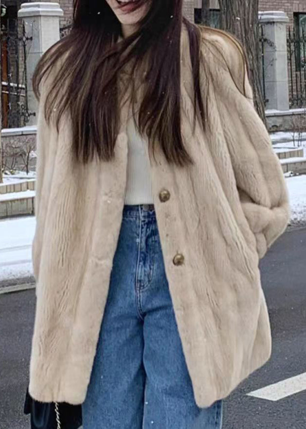 Polished Coat with an Effortless Classic Look