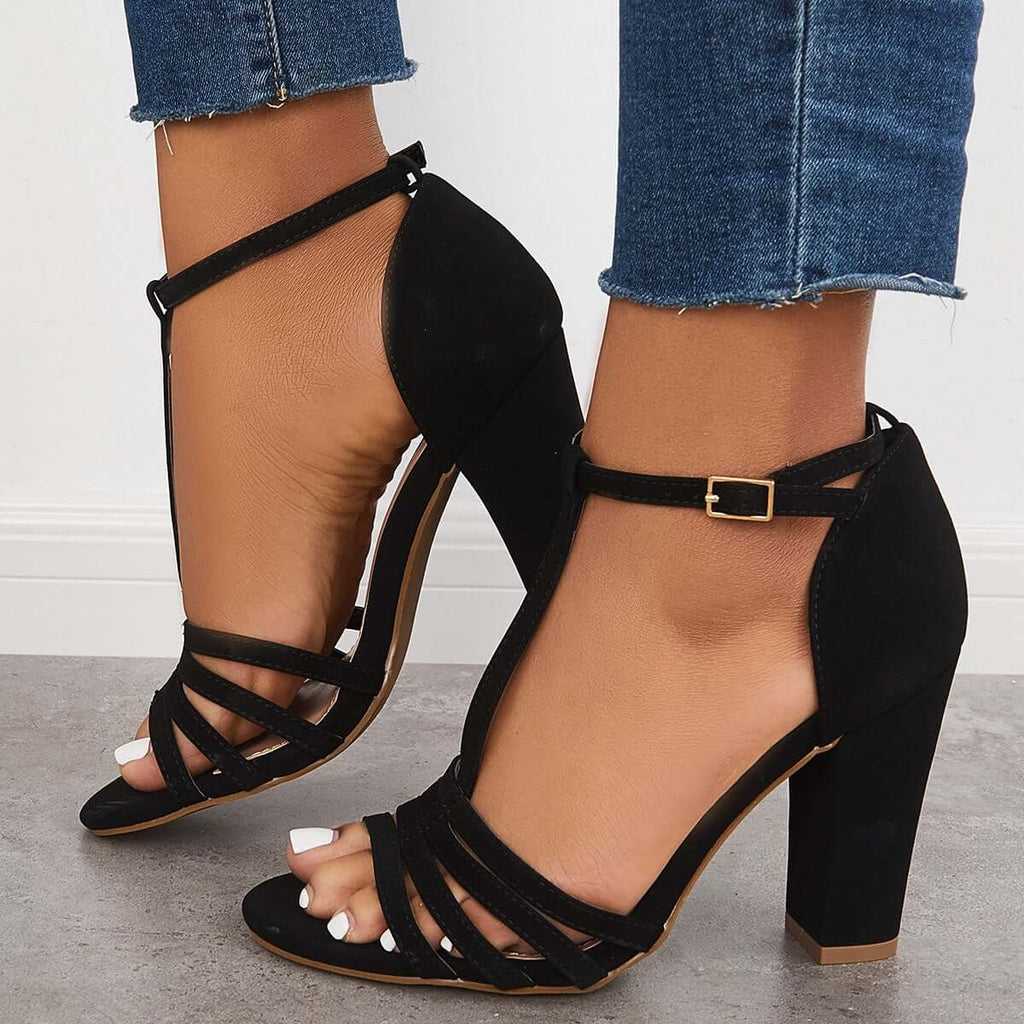 Graceful Orthopedic Sandals for Modern Look