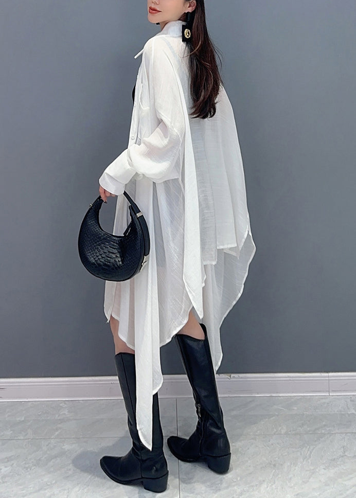 Classic Vintage Blouse with a Flattering Fit