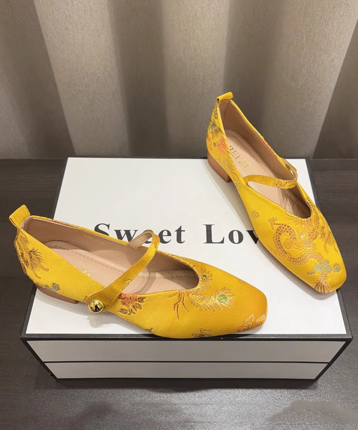 Chic Orthopedic Shoes with Unique Design