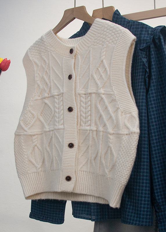 Sophisticated Top with a Clean Classic Look