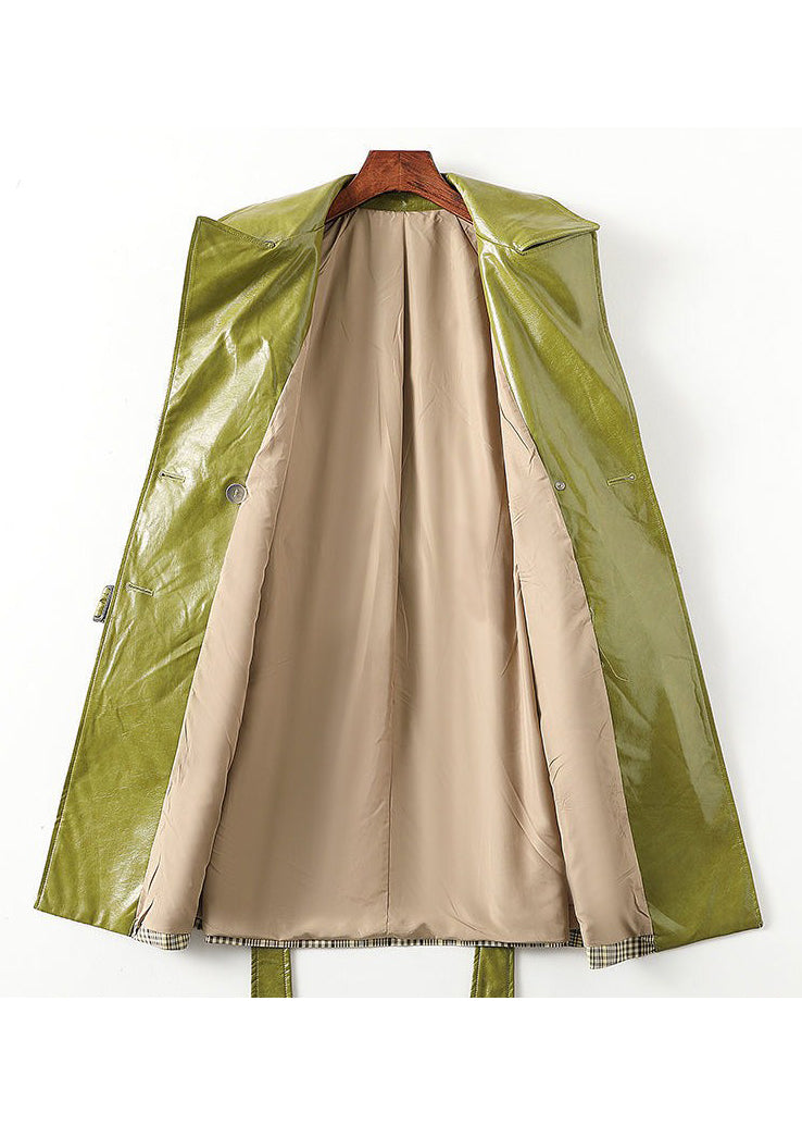 Beautifully Crafted Coat in a Classic Style