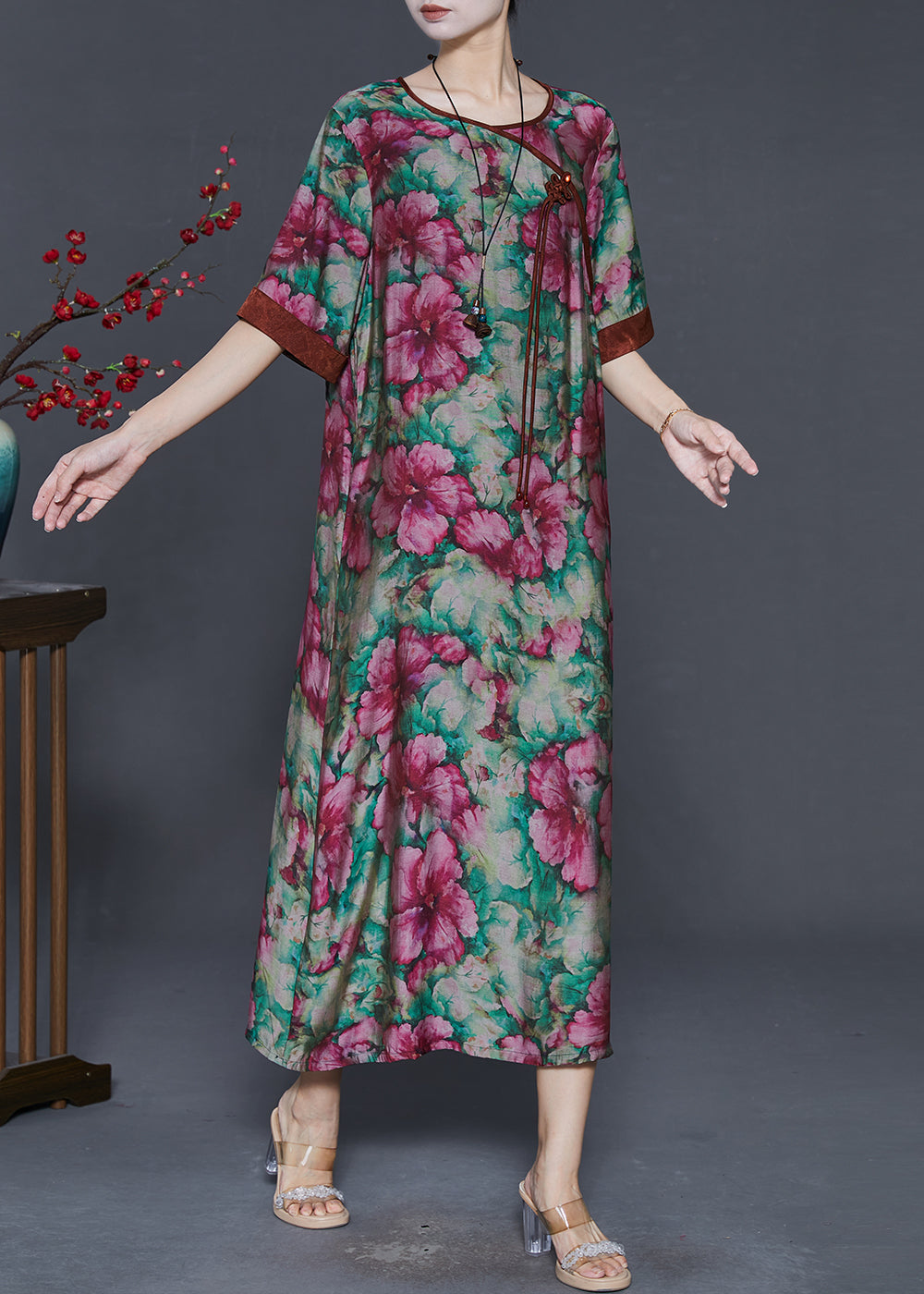 Classic Vintage & Enduringly Stylish Dress