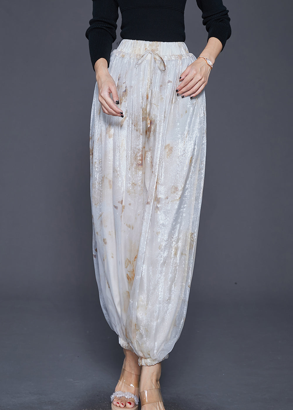 Elegantly Styled Pants for Everyday Wear