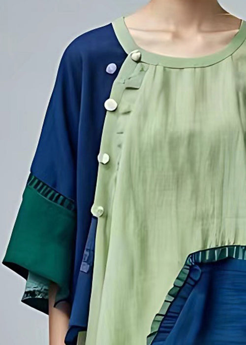 Sophisticated Blouse with a Clean Classic Look