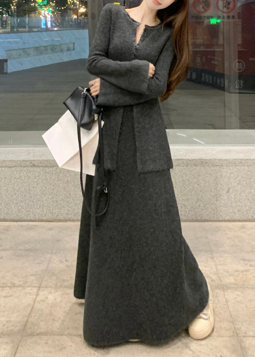 Well Tailored Sweater with a Graceful Silhouette