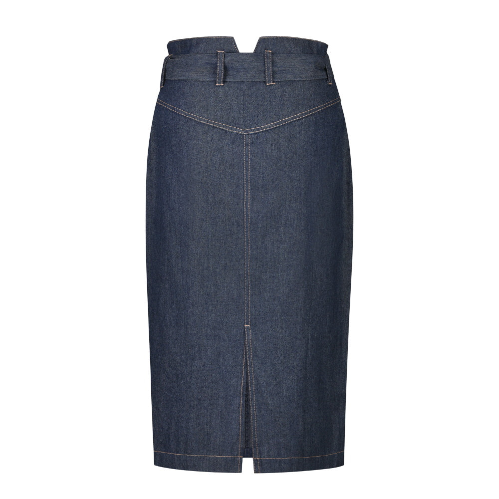 Effortlessly Elegant Garment with a Timeless Design