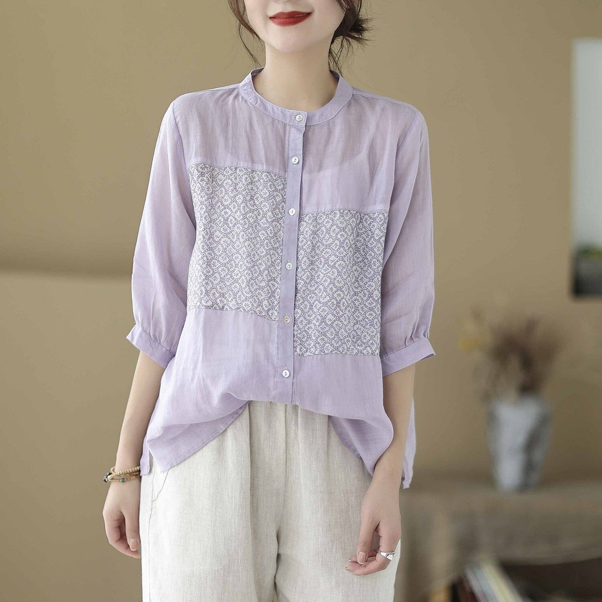 Sophisticated Blouse with a Clean Classic Look