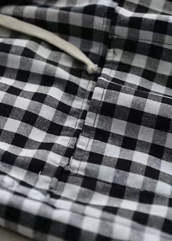 Effortlessly Elegant Pants with a Timeless Design