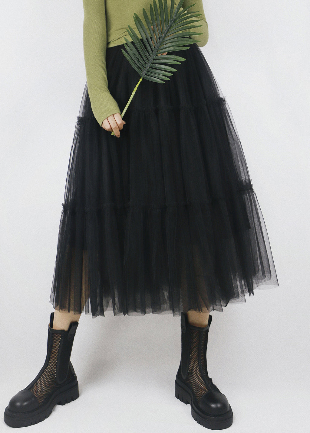 Well Tailored Garment with a Graceful Silhouette