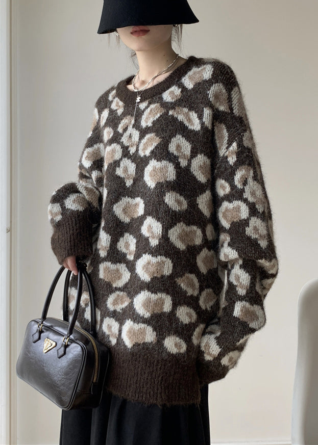 Sophisticated Sweater with a Clean Classic Look