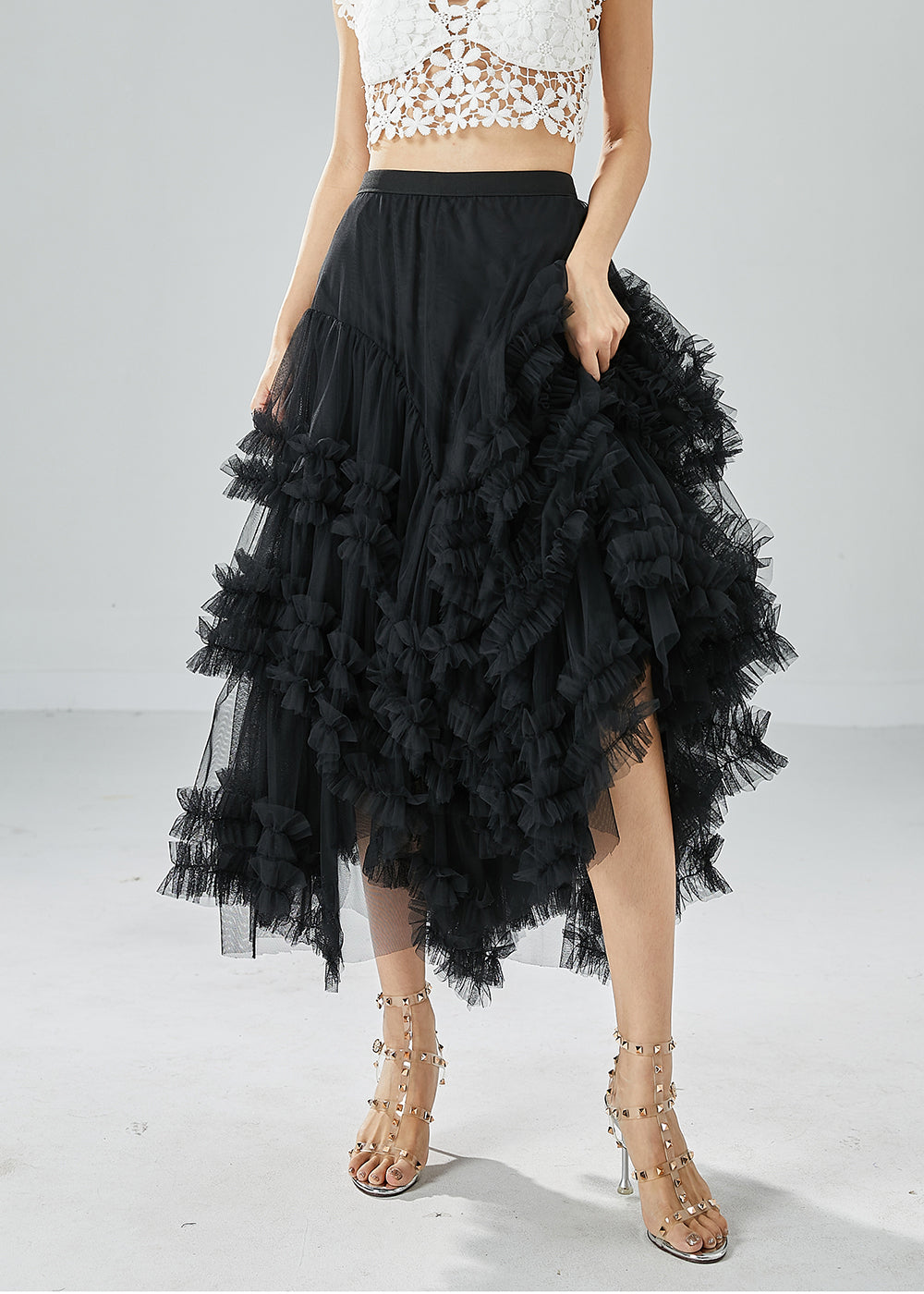 Well Tailored Garment with a Graceful Silhouette