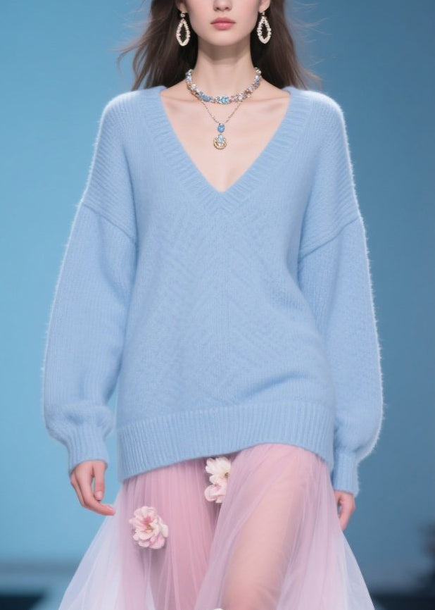 Beautifully Finished Sweater in a Timeless Design