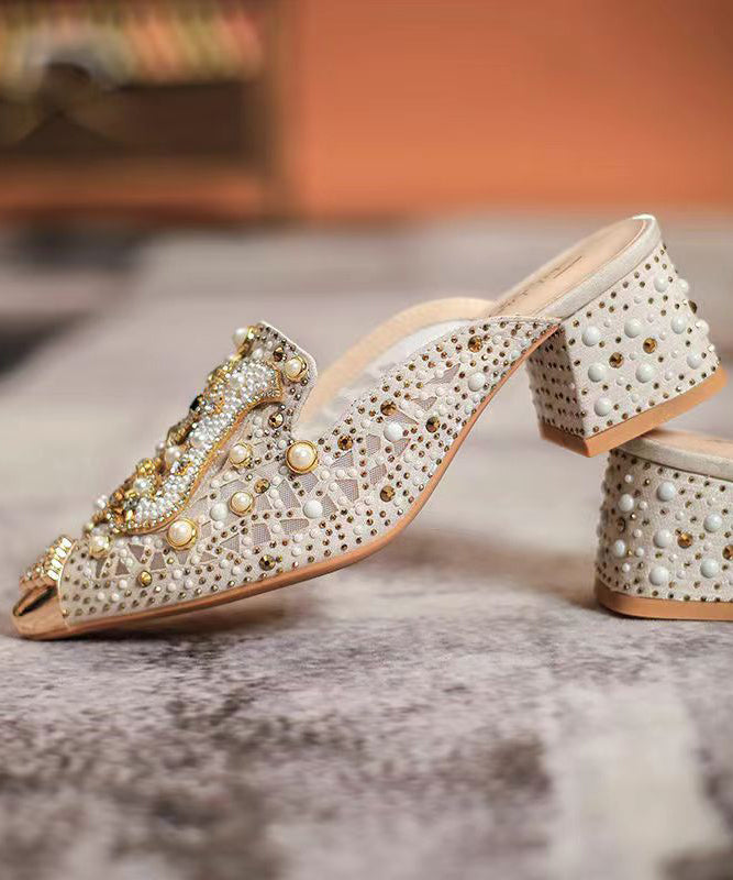 Graceful Orthopedic Sandals for Modern Look