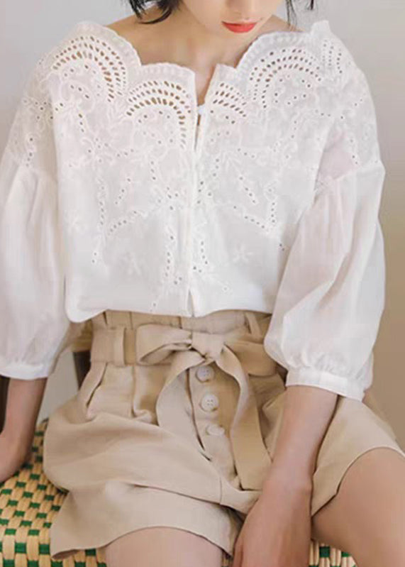 Classic Vintage Shirt with a Flattering Fit