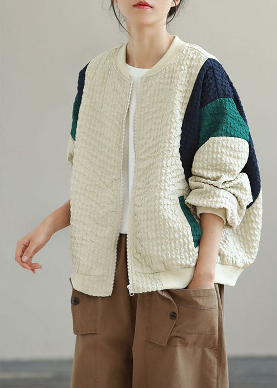 Beautifully Finished Coat in a Timeless Design