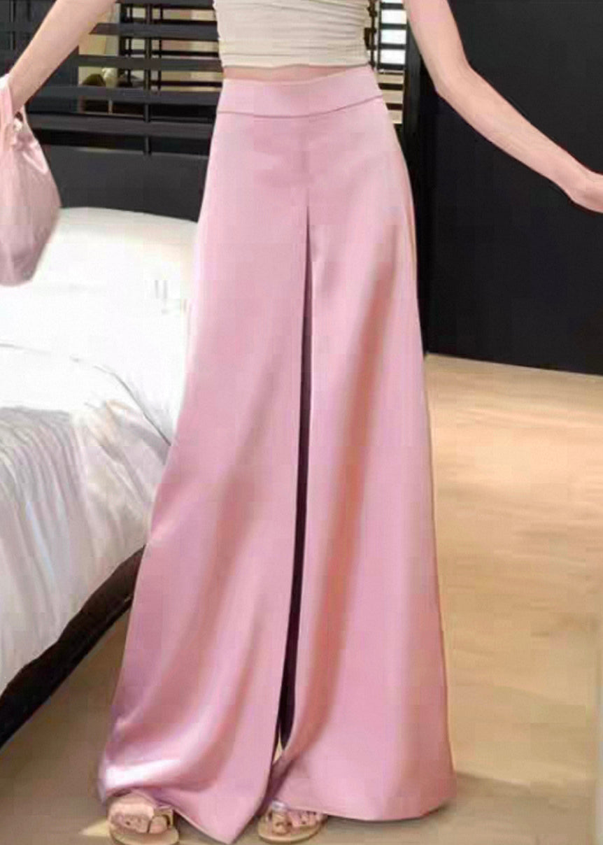 Well Tailored Pants with a Graceful Silhouette