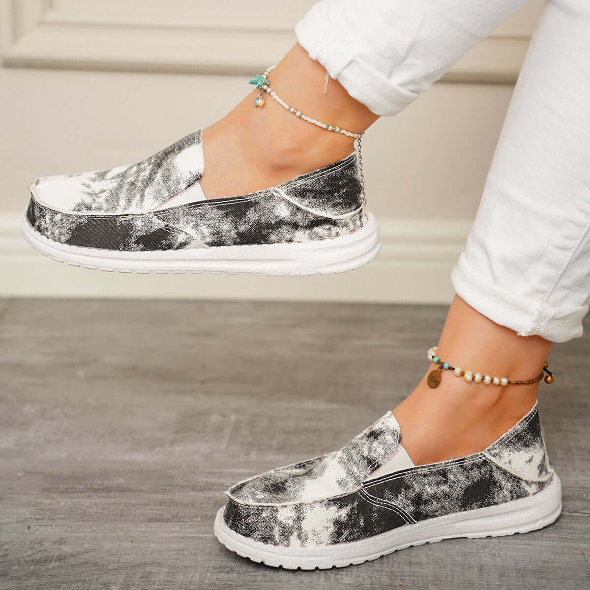 Comfortable Orthopedic Sneakers for Daily Wear