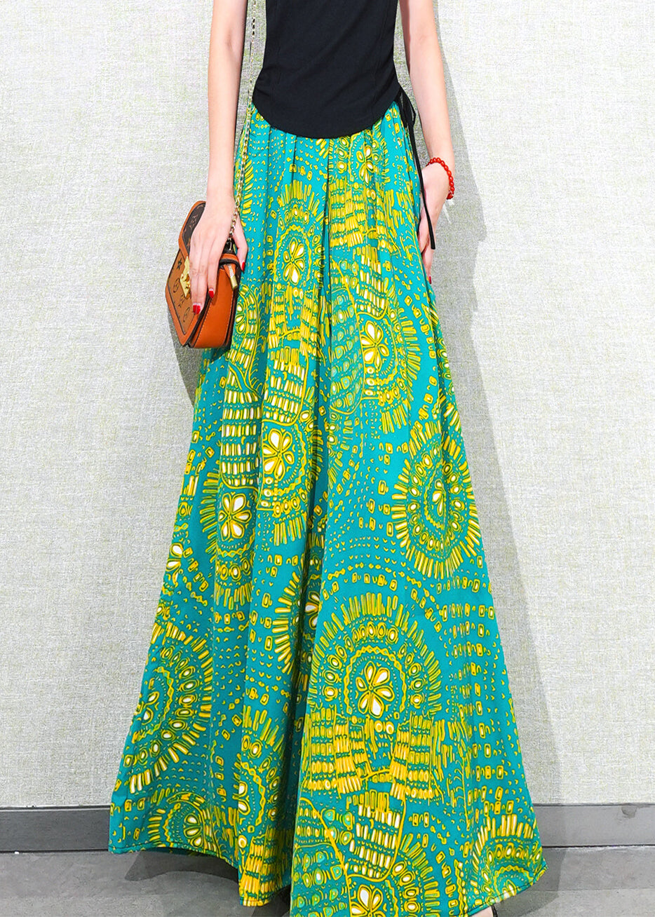 Well Tailored Pants with a Graceful Silhouette