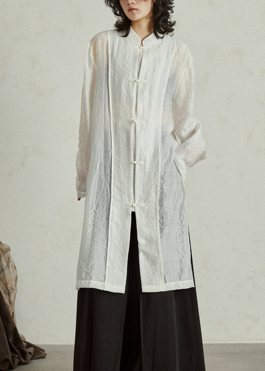 Well Tailored Shirt with a Graceful Silhouette
