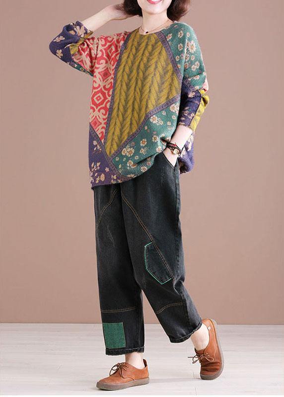 Classic Vintage Sweater with a Flattering Fit