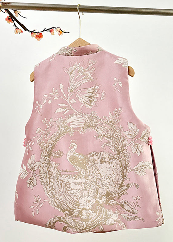 Gracefully Styled Coat for Any Occasion