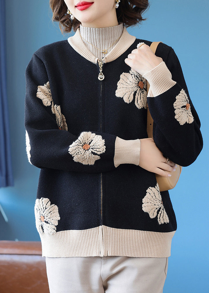 Sophisticated Cardigan with a Clean Classic Look
