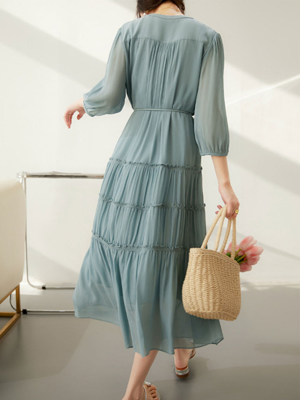 Sophisticated Dress with a Clean Classic Look