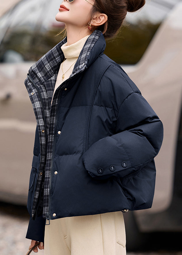 Effortlessly Elegant Coat with a Timeless Design
