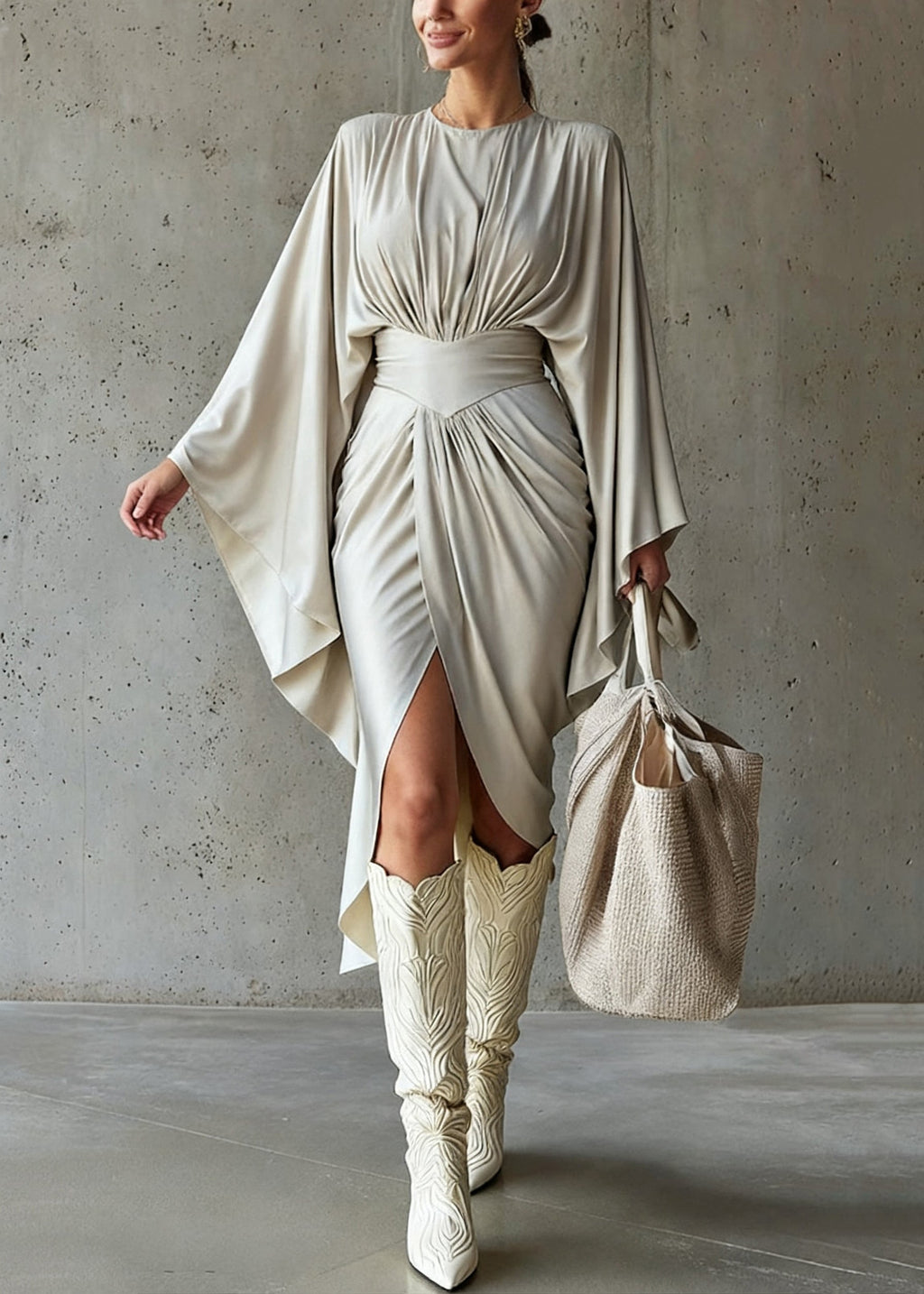 Well Tailored Dress with a Graceful Silhouette