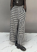 Effortlessly Elegant Pants with a Timeless Design