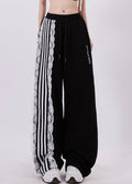 Elegantly Styled Pants for Everyday Wear